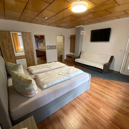 Pension Florion Бернбург Экстерьер фото