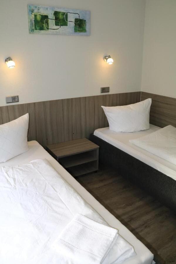 Pension Florion Бернбург Экстерьер фото