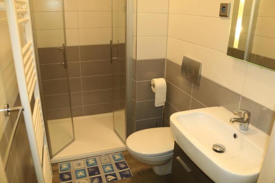 Pension Florion Бернбург Экстерьер фото